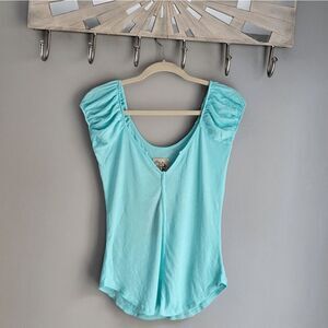 Chaser Gauze Jersey Cap Sleeve Top, Medium, Blue Lagoon